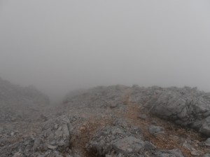 Hiking in the fog - an easy way to get lost!