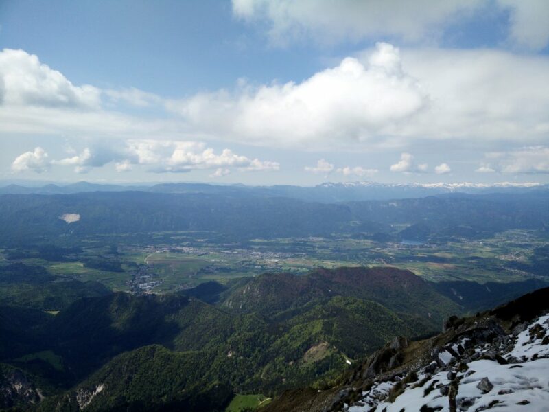 Begunjscica Trail - View on the valley bellow