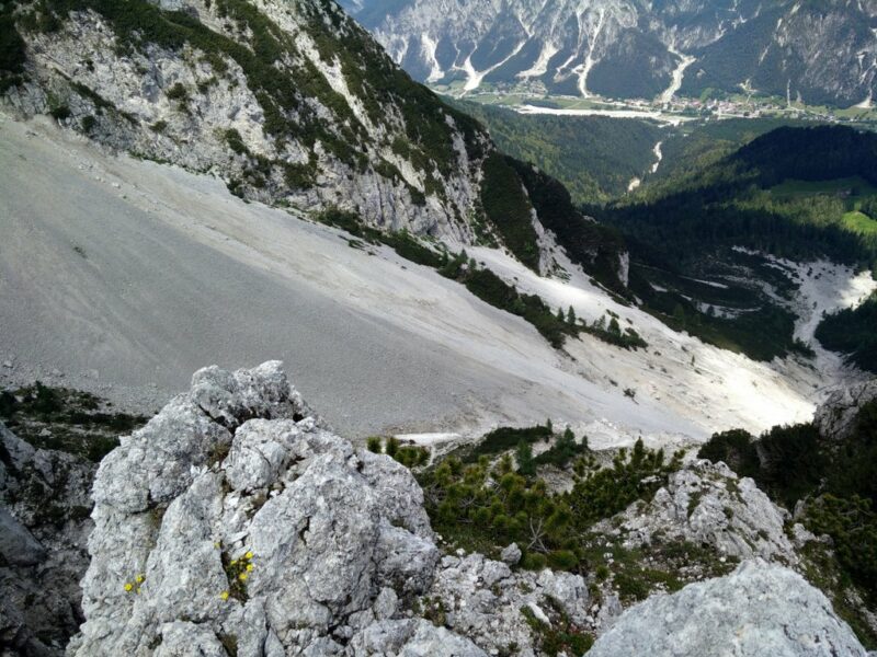 Jof di Miezegnot - Scree