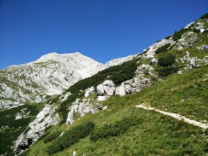 Skuta Trail – Path from the hut onwards
