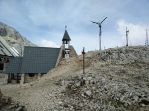 Triglav Trail – Chapel next to the mountain hut