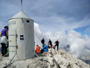 Triglav Trail – Shelter on the top