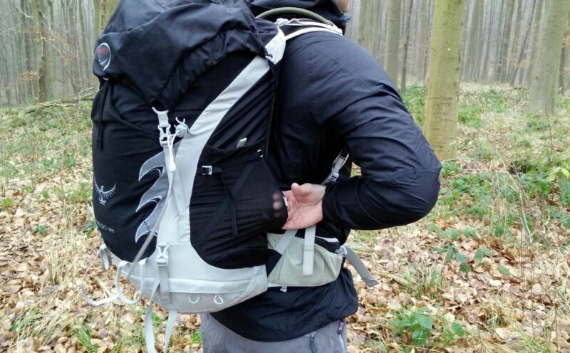 Image 3: Side Pockets