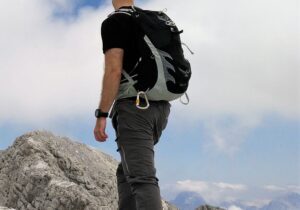 Hiking for Beginners - Pack the right things