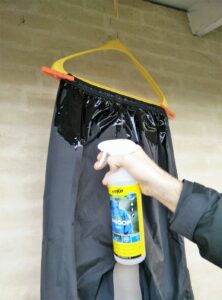 Re-waterproofing rainwear with DWR spray