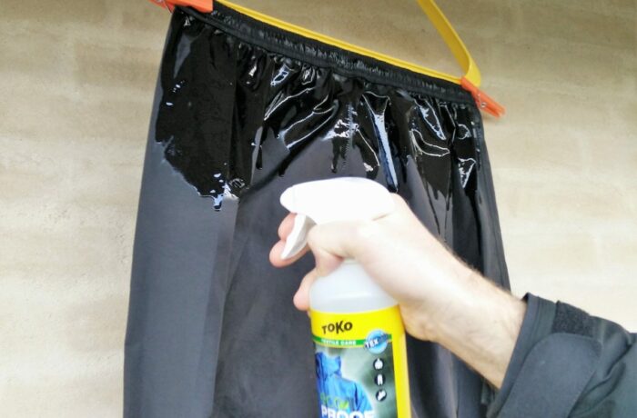 Re-waterproofing rainwear with DWR spray