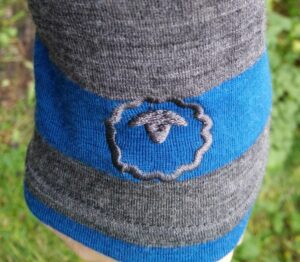 Isobaa Women's Merino Base Layer: Embroidered logo at right cuff