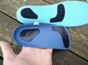 Tread Labs Pace Insole - The top cover is attached to the arch support with a Velcro-like system