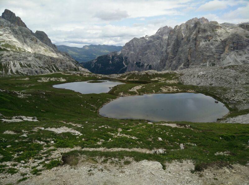 Tre Cime di Lavaredo: Laghi del Piani behind the Drei Zinnen hut