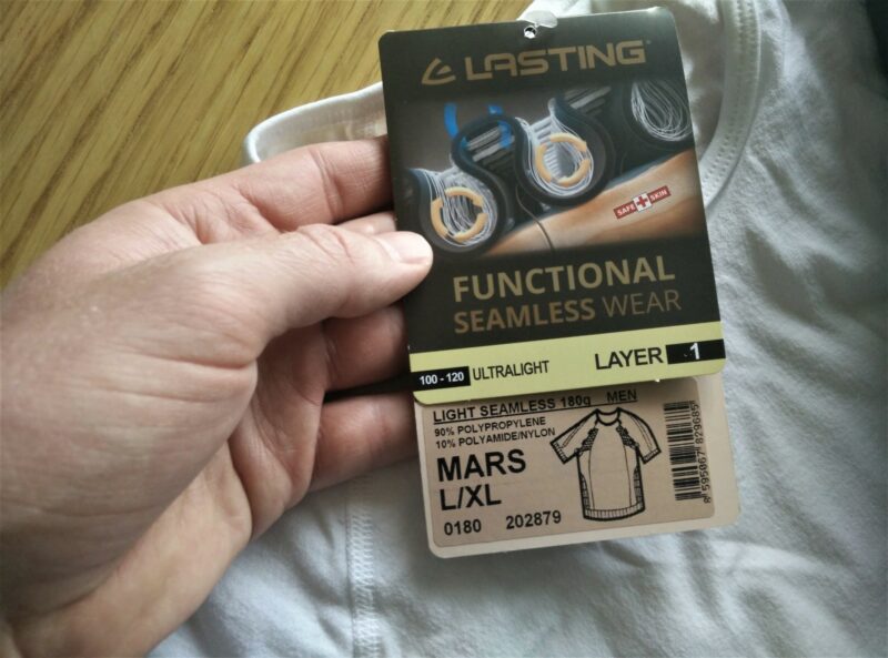 Lasting Mars T-Shirt: The t-shirt is labeled as seamless as there are no seams on the sides or on the shoulders