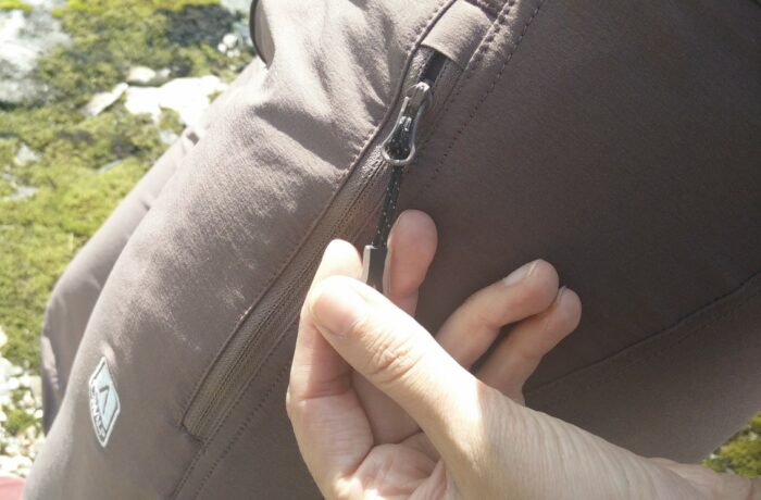 CimAlp Interstice Light Hiking Pants - pocket zippers are equipped with loops