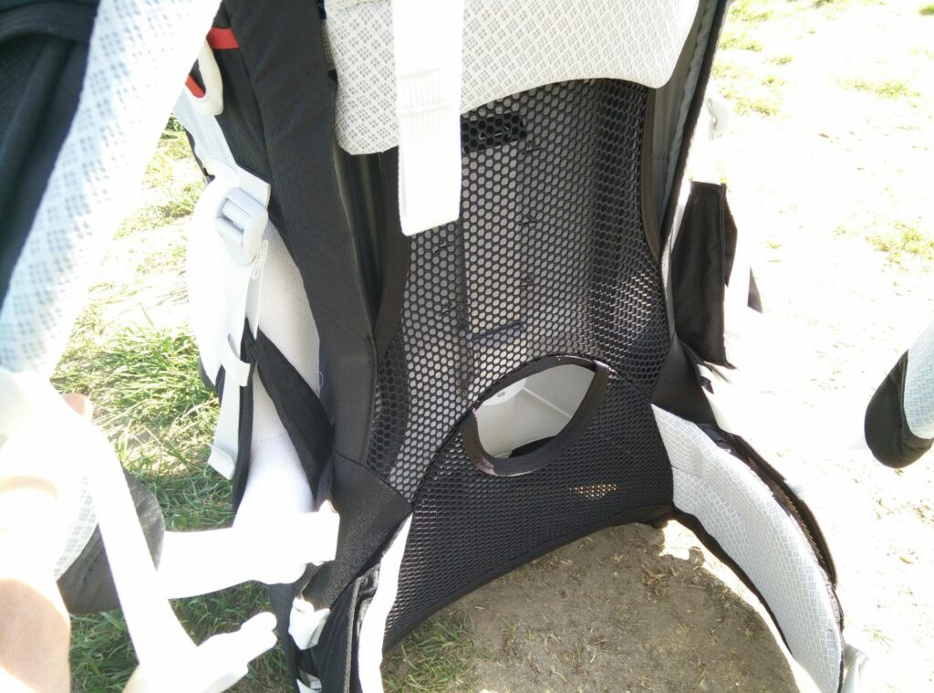 That's how a ventilated backpanel looks like