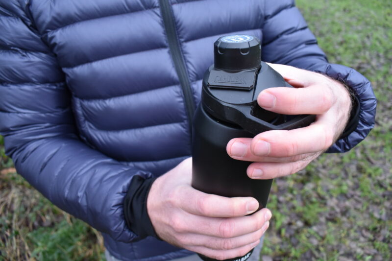 CamelBak Chute Mag Vacuum Bottle - coated surface makes it easier to handle the bottle