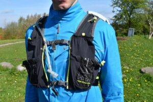 Nathan VaporAir 2.0 Hydration Vest: The two sternum straps and 8 pockets on the front side