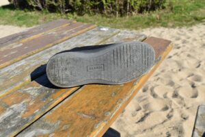 Baabuk Urban Wooler Shoes: The sole is flat and doesn't provide much cushioning