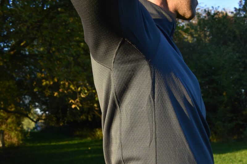 Patagonia Capilene Midweight Zip-Neck: Underarm gussets for freedom of movement