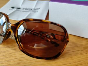 Tifosi Swoon Polarized Sunglasses - with VLT category 3 lenses