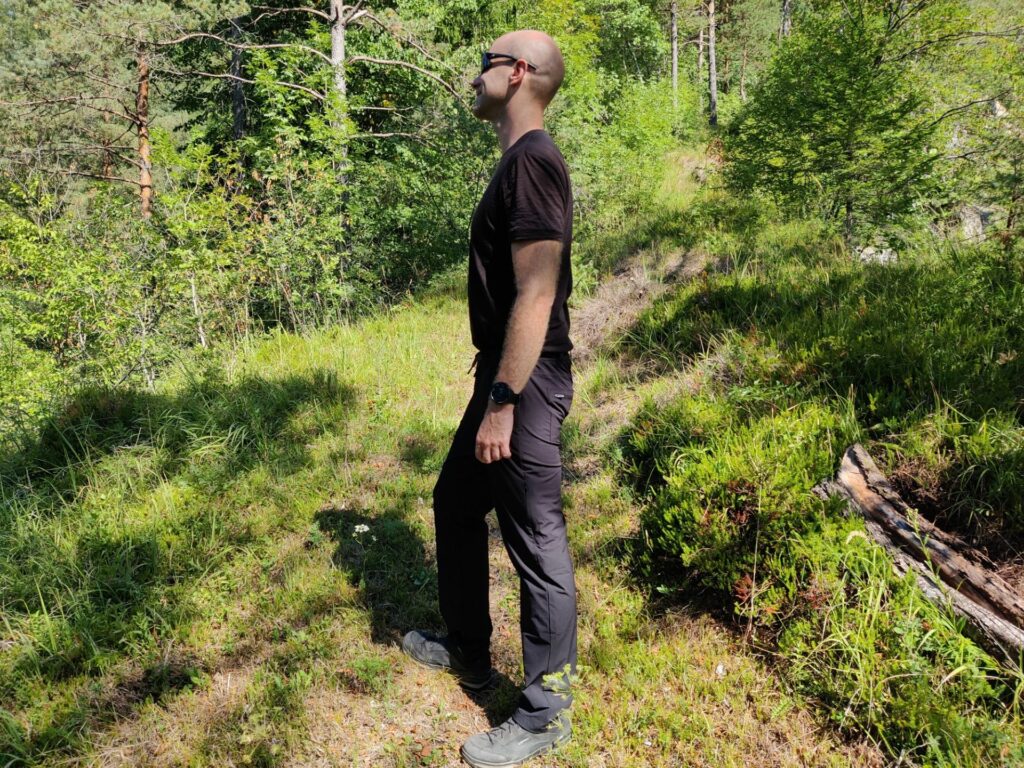 Apricoat Adventure Pants - from the side