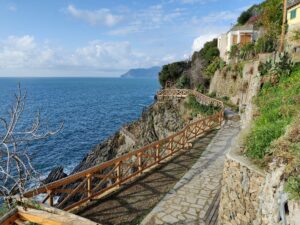 Exploring and Hiking Cinque Terre - beautiful paved path from Riomaggiore train station to center