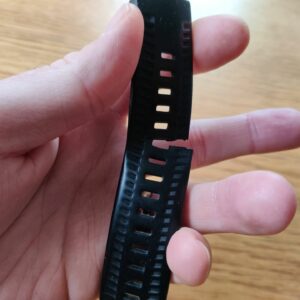 How to change strap on Suunto 9, 5, 3 or Spartan Sport WHR watch?