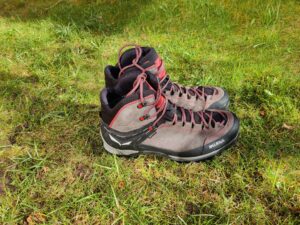 Salewa Mountain Trainer 2 MID GTX: A technical hiking boot, perfect for rocky terrain