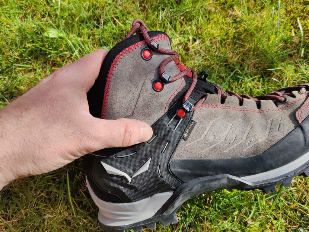 Salewa Mountain Trainer 2 MID GTX: The 3F System for Precise Fit