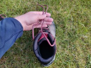 Salewa Mountain Trainer 2 MID GTX: One of the drawbacks - the laces are very long end untie often